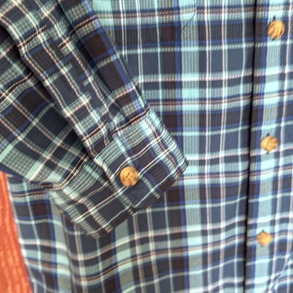 Duluth Trading Co shades of blue plaid button down shirt. Roll tab sleeves. XL. - Picture 4 of 11
